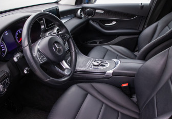 Подержанный автомобиль Mercedes-Benz GLC Coupe 2017 года (10 фото)