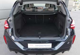 Подержанный автомобиль BMW X3 2025 года (9 фото)