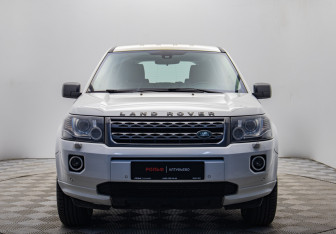 Подержанный автомобиль Land Rover Freelander 2013 года (8 фото)