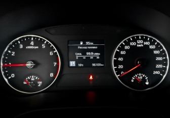 Подержанный автомобиль Kia Seltos 2021 года (13 фото)