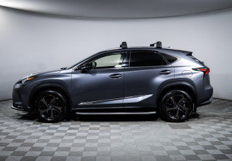 Подержанный автомобиль Lexus NX 2021 года (8 фото)