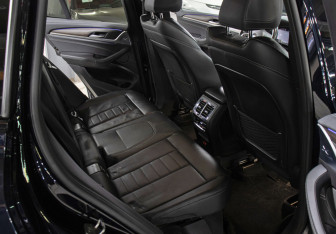 Подержанный автомобиль BMW X3 2019 года (12 фото)