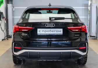 Подержанный автомобиль Audi Q3 Sportback 2021 года (5 фото)