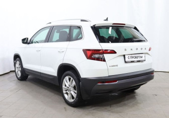 Подержанный автомобиль Skoda Karoq 2020 года (6 фото)