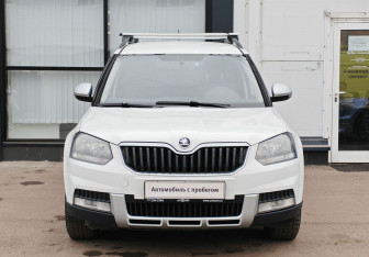 Подержанный автомобиль Skoda Yeti 2015 года (2 фото)
