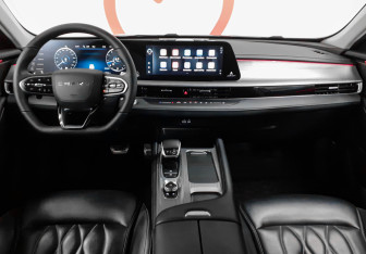 Подержанный автомобиль Chery Arrizo 8 2023 года (8 фото)