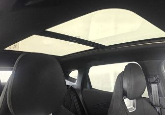 Подержанный автомобиль Omoda C7 2025 года (19 фото)