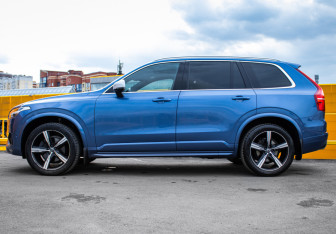Подержанный автомобиль Volvo XC90 2019 года (8 фото)