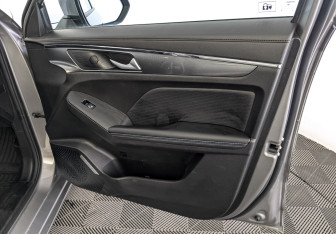 Подержанный автомобиль Haval Jolion 2022 года (24 фото)