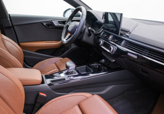 Подержанный автомобиль Audi A5 Liftback 2020 года (9 фото)
