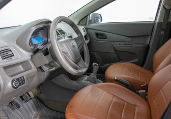 Подержанный автомобиль Ravon R4 2018 года (10 фото)