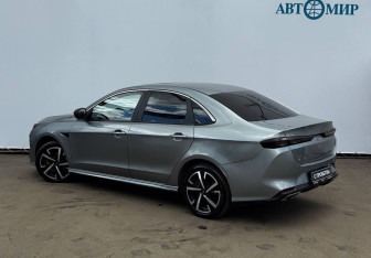 Подержанный автомобиль Kaiyi E5 2023 года (6 фото)