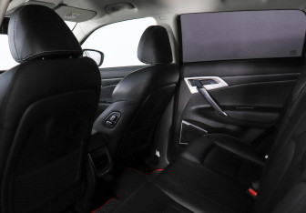 Подержанный автомобиль Geely Atlas 2019 года (9 фото)