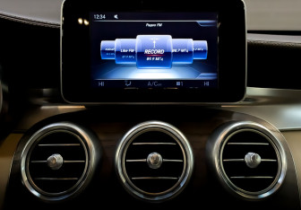 Подержанный автомобиль Mercedes-Benz GLC Coupe 2015 года (15 фото)