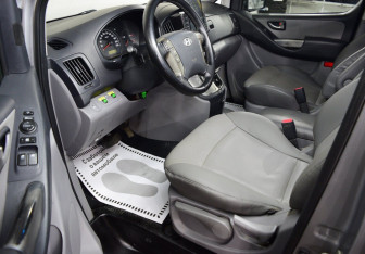 Подержанный автомобиль Hyundai Grand Starex 2011 года (5 фото)
