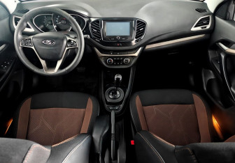 Подержанный автомобиль LADA (ВАЗ) Vesta Sedan 2016 года (10 фото)