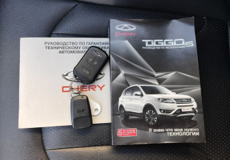Подержанный автомобиль Chery Tiggo 5 2017 года (17 фото)