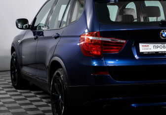 Подержанный автомобиль BMW X3 2012 года (19 фото)