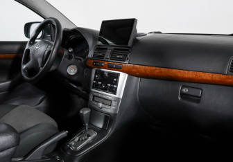 Подержанный автомобиль Toyota Avensis Sedan 2007 года (9 фото)
