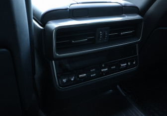 Подержанный автомобиль Lexus LX 2022 года (25 фото)