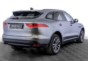 Подержанный автомобиль Jaguar F-Pace 2020 года (5 фото)