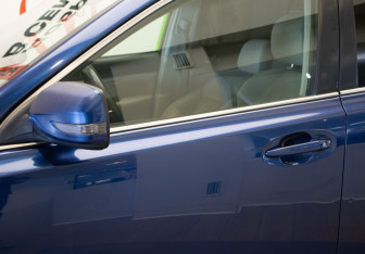 Подержанный автомобиль Subaru Legacy Sedan 2011 года (34 фото)