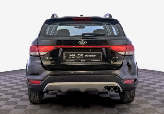 Подержанный автомобиль Kia Rio Hatchback 2020 года (6 фото)