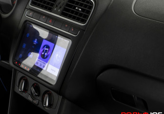 Подержанный автомобиль Volkswagen Polo Sedan 2011 года (16 фото)