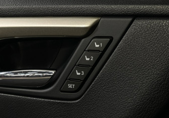 Подержанный автомобиль Lexus RX 2018 года (17 фото)