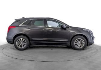 Подержанный автомобиль Cadillac XT5 2016 года (4 фото)