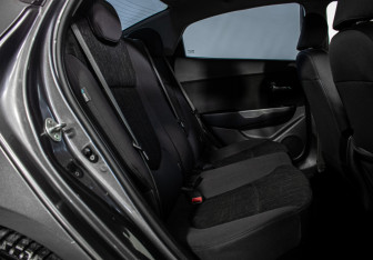 Подержанный автомобиль Kia Rio Sedan 2012 года (9 фото)