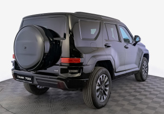 Новый Tank 700 2025 (2 фото)