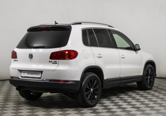 Подержанный автомобиль Volkswagen Tiguan 2011 года (5 фото)