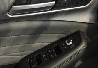 Подержанный автомобиль Haval F7x 2023 года (17 фото)