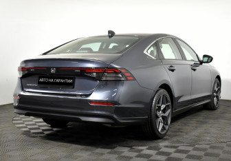Подержанный автомобиль Honda Accord Sedan 2023 года (3 фото)