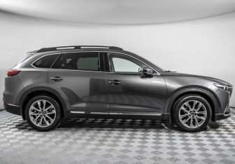 Подержанный автомобиль Mazda CX-9 2018 года (4 фото)