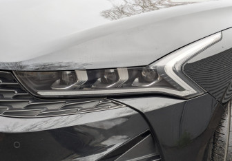 Подержанный автомобиль Kia K5 2021 года (11 фото)