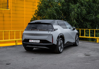 Подержанный автомобиль Zeekr X 2023 года (5 фото)