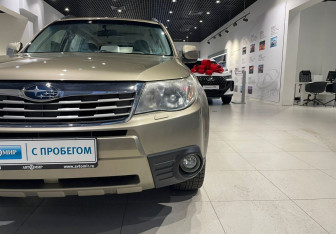 Подержанный автомобиль Subaru Forester Suv 2008 года (9 фото)