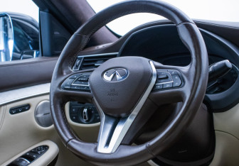 Подержанный автомобиль Infiniti QX50 2019 года (15 фото)