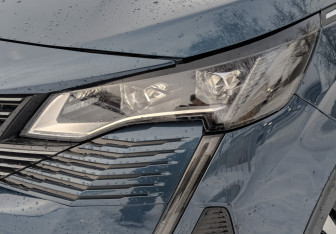 Подержанный автомобиль Peugeot 3008 2021 года (17 фото)