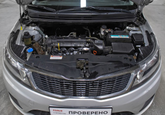 Подержанный автомобиль Kia Rio Hatchback 2014 года (9 фото)