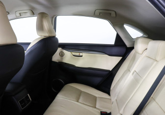 Подержанный автомобиль Lexus NX 2017 года (12 фото)