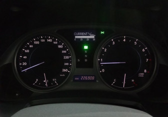 Подержанный автомобиль Lexus IS Sedan 2008 года (13 фото)