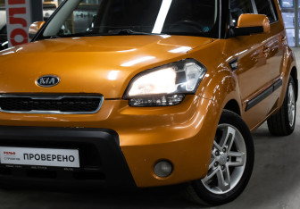 Подержанный автомобиль Kia Soul 2011 года (19 фото)