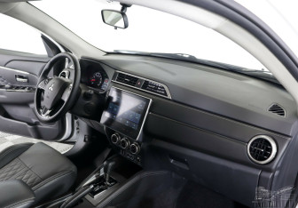 Подержанный автомобиль Mitsubishi ASX 2022 года (5 фото)