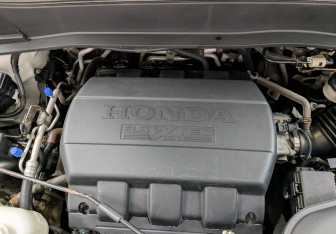 Подержанный автомобиль Honda Pilot 2012 года (27 фото)