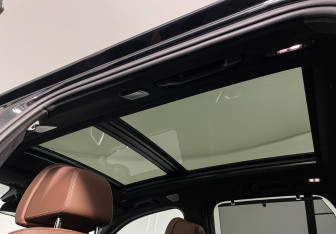 Подержанный автомобиль BMW X5 2024 года (23 фото)