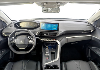 Подержанный автомобиль Peugeot 5008 Suv 2021 года (14 фото)