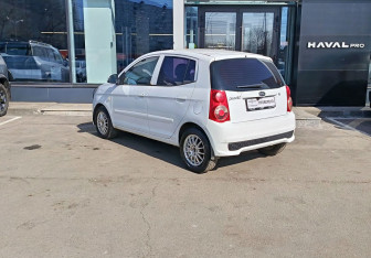 Подержанный автомобиль Kia Picanto 2011 года (7 фото)